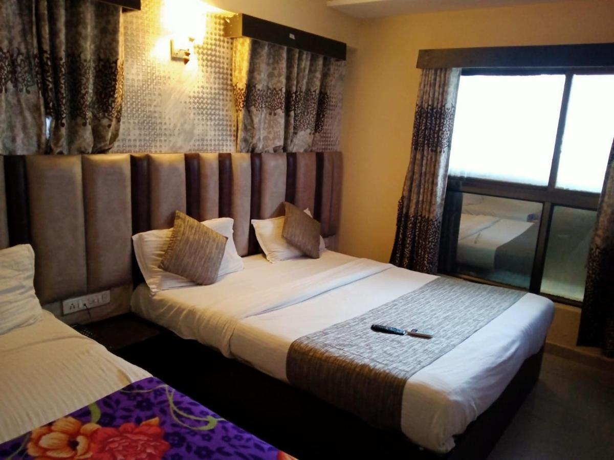 Hotel Dream Inn Ahmedabad Exterior foto